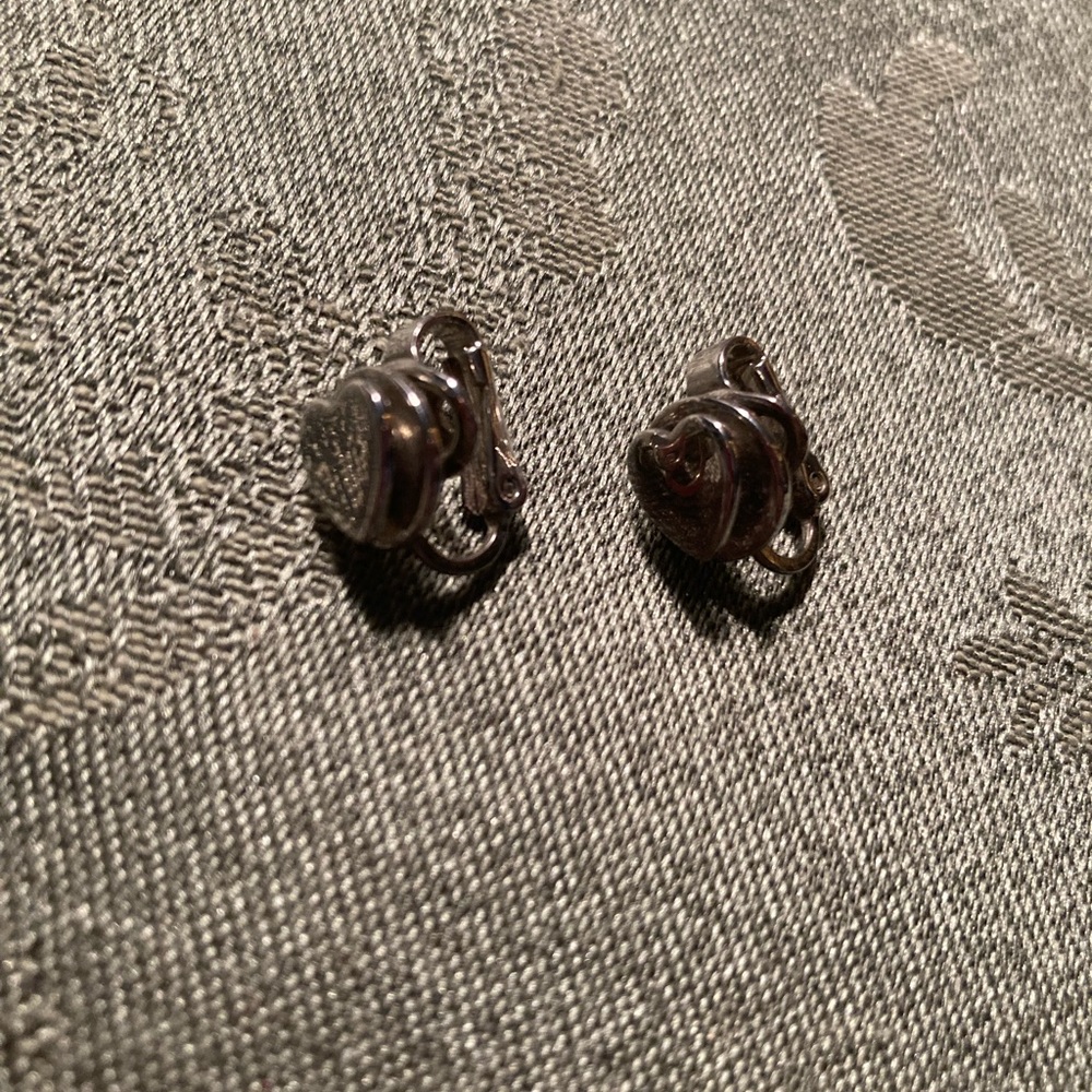 Vintage Clip On Earrings